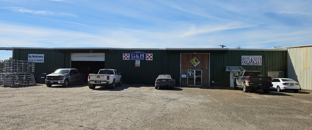 Revitalizing Kaplan: Complete Commercial Paint Restoration